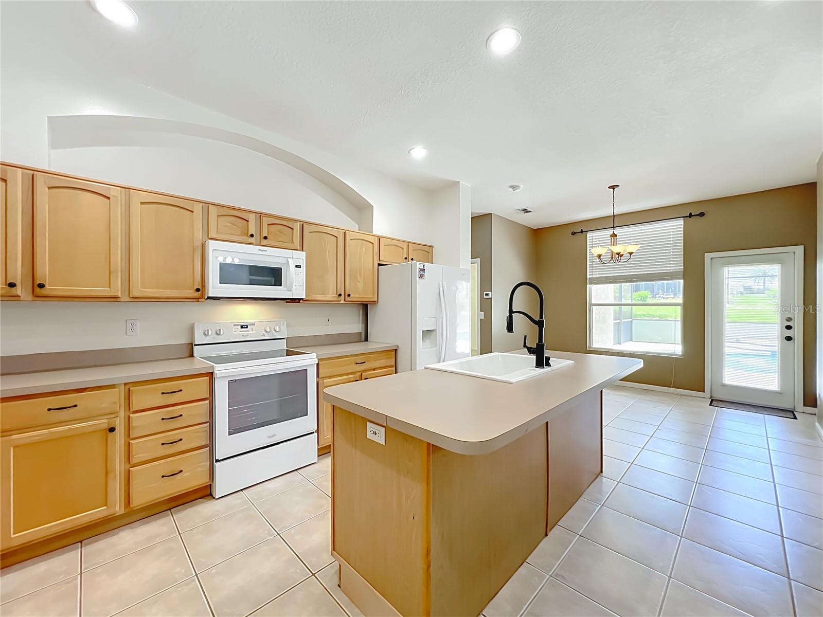 LAKE LOUISA HIGHLANDS PH 01 - Residential