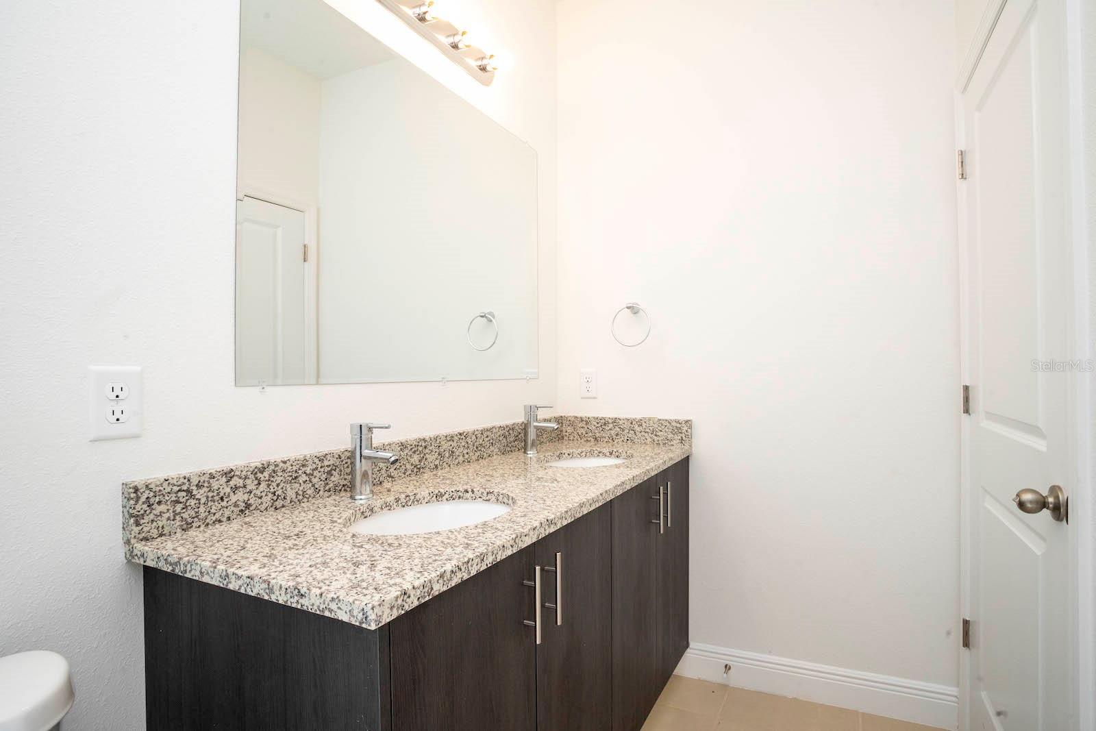 MARION OAKS UN 04 - Residential