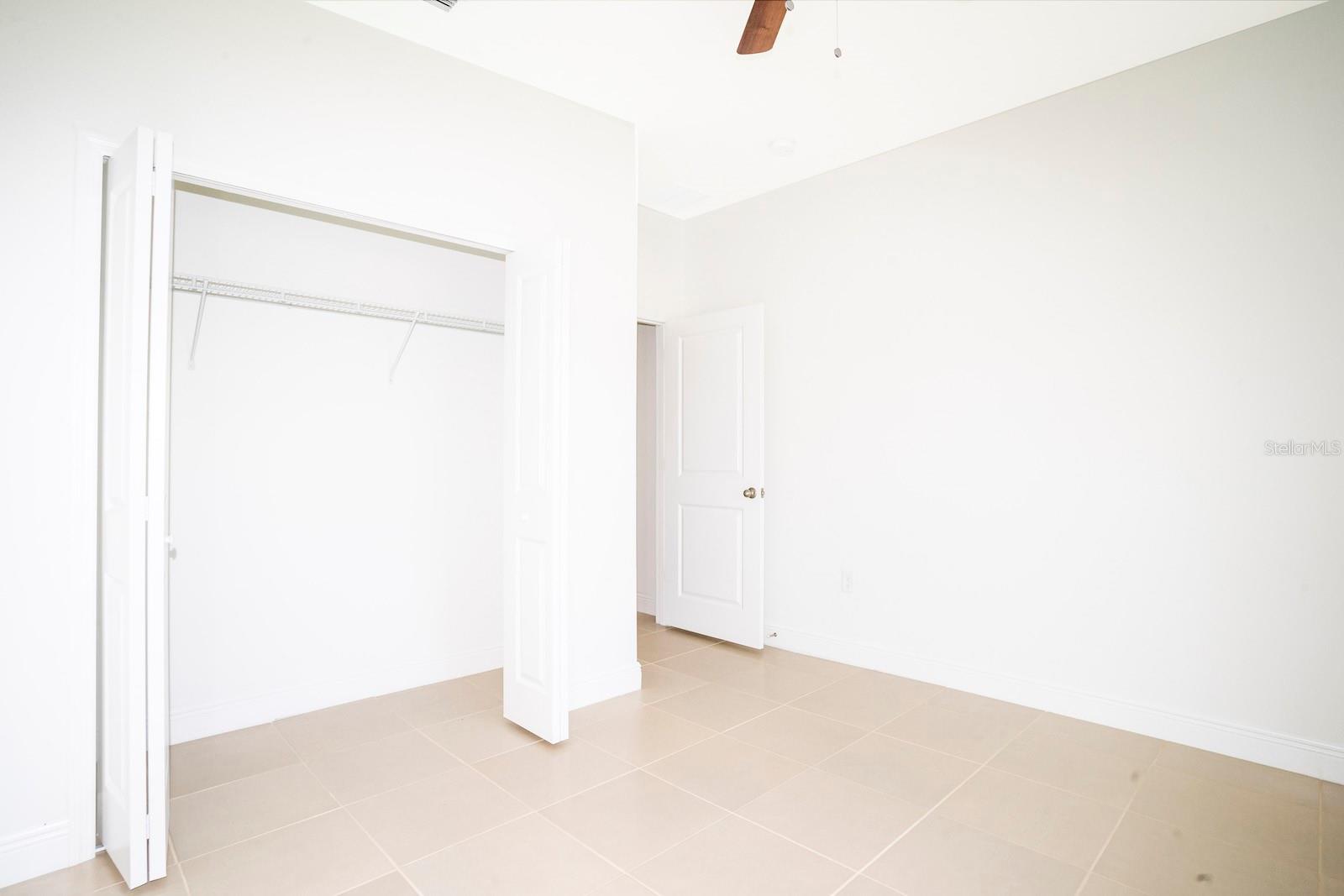MARION OAKS UN 04 - Residential