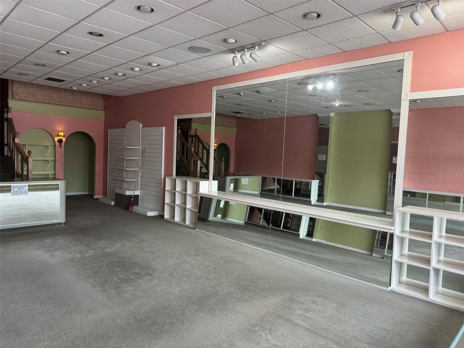N/A - Commercial Lease