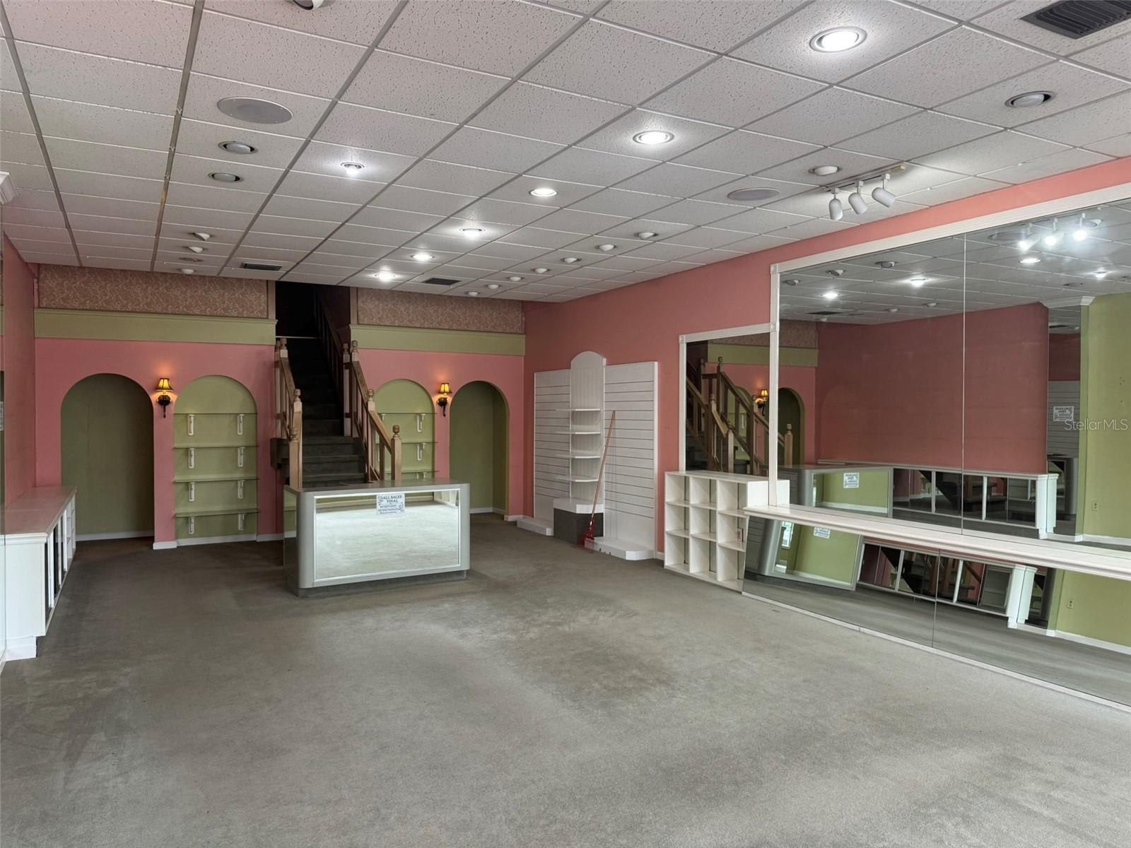 N/A - Commercial Lease