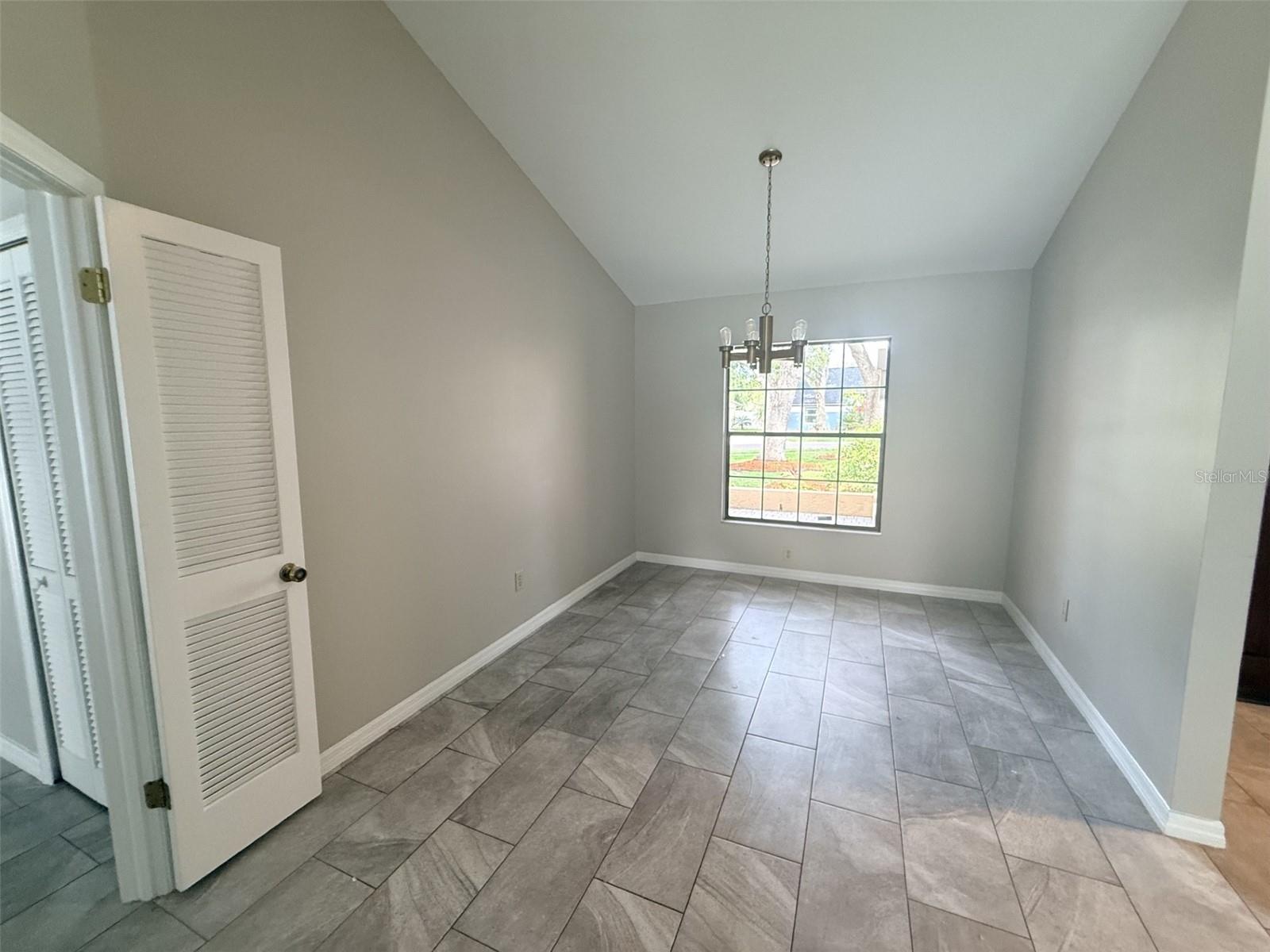 PEBBLE CREEK VILLAGE UNIT 5 - Residential Lease