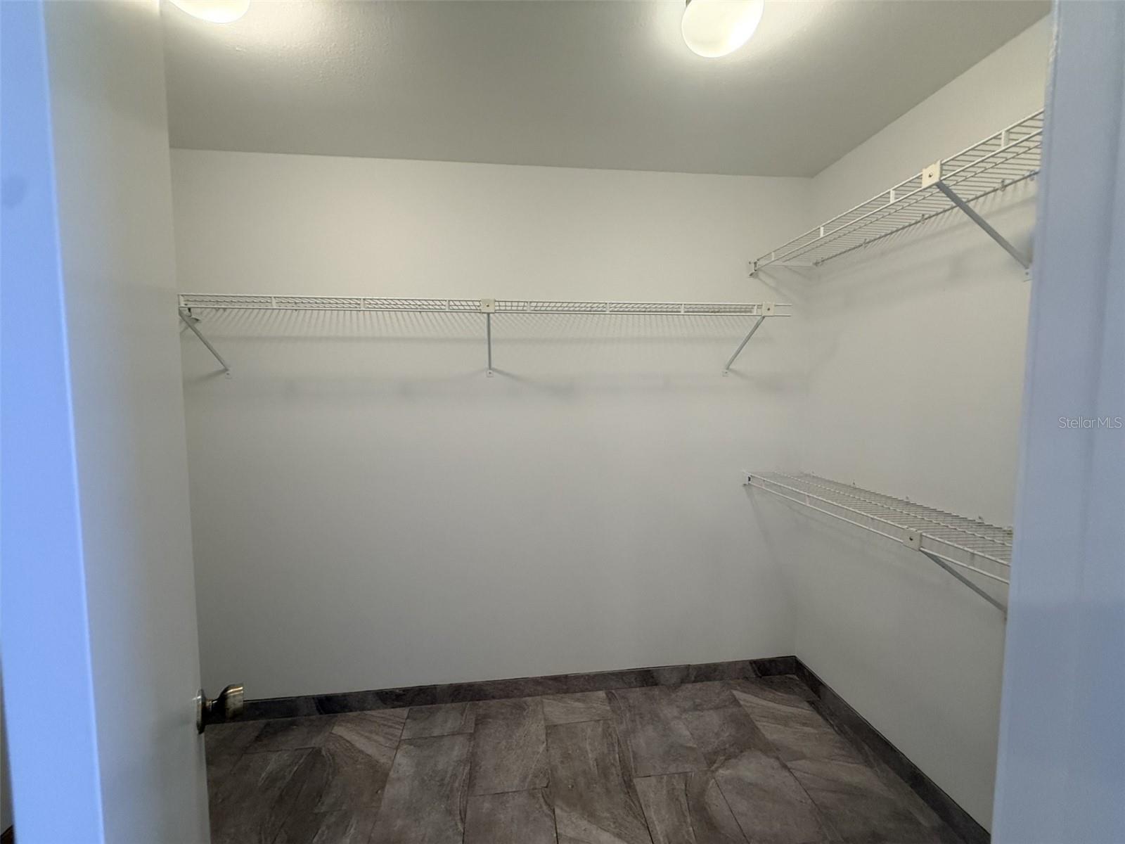 PEBBLE CREEK VILLAGE UNIT 5 - Residential Lease