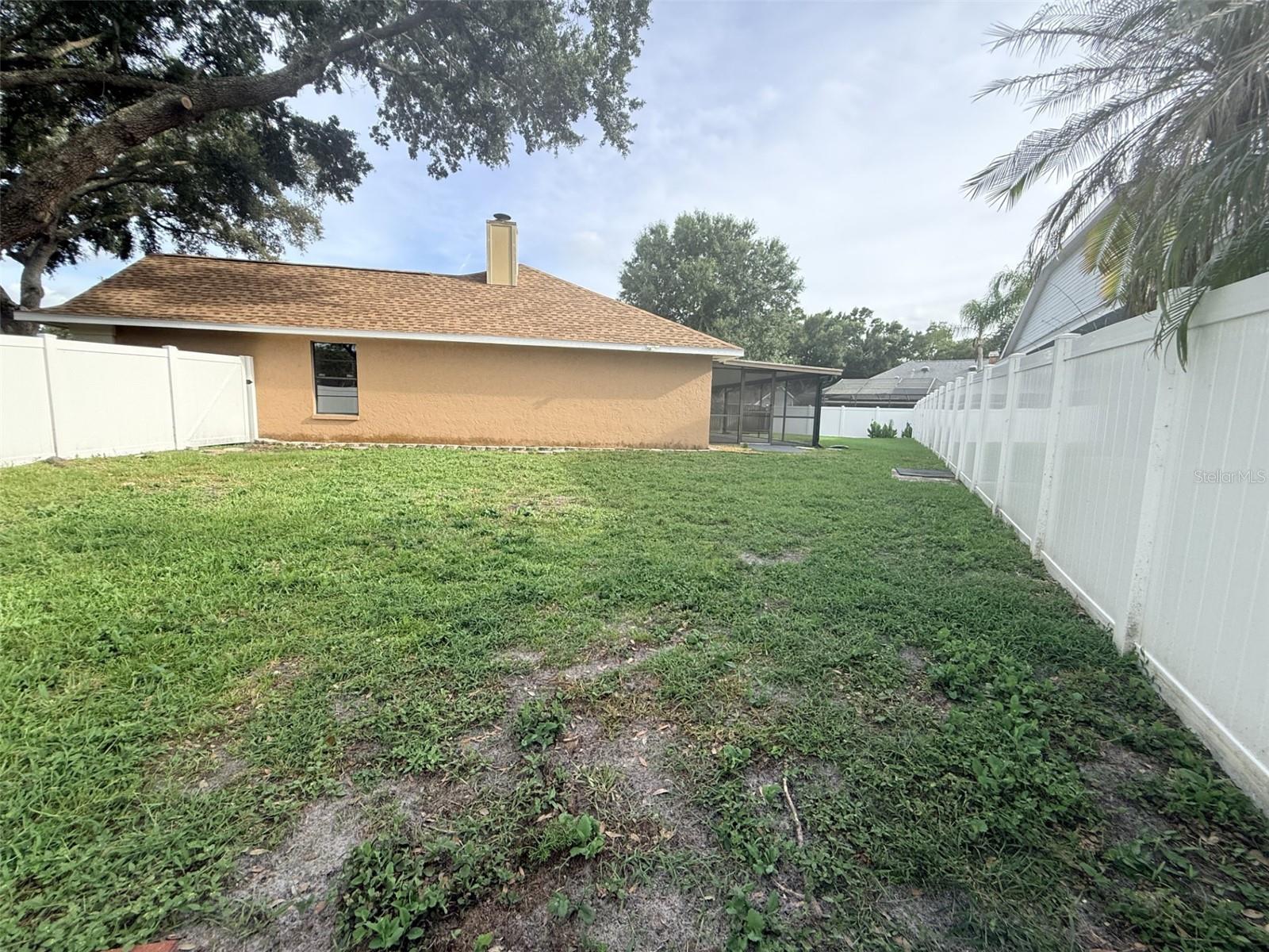 PEBBLE CREEK VILLAGE UNIT 5 - Residential Lease