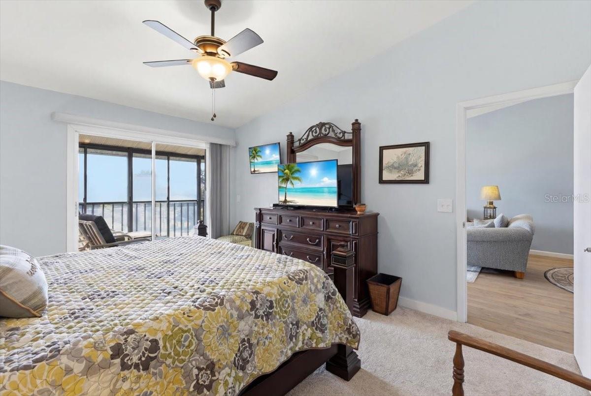 FIDDLERS GREEN II CONDO - Residential