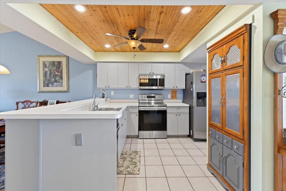 FIDDLERS GREEN II CONDO - Residential