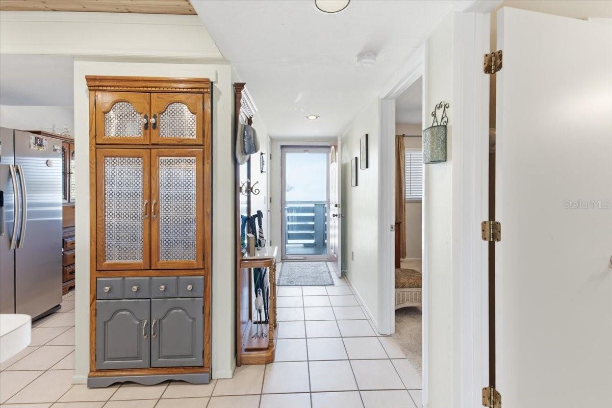 FIDDLERS GREEN II CONDO - Residential