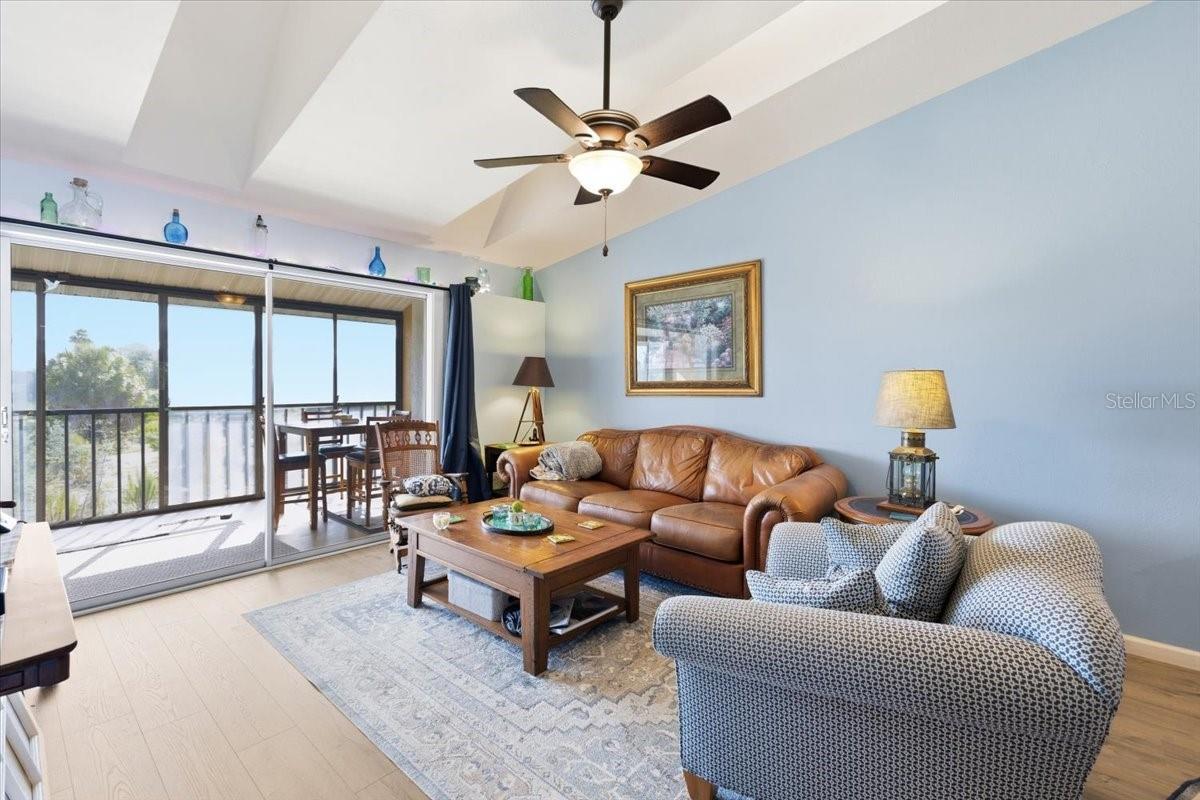 FIDDLERS GREEN II CONDO - Residential