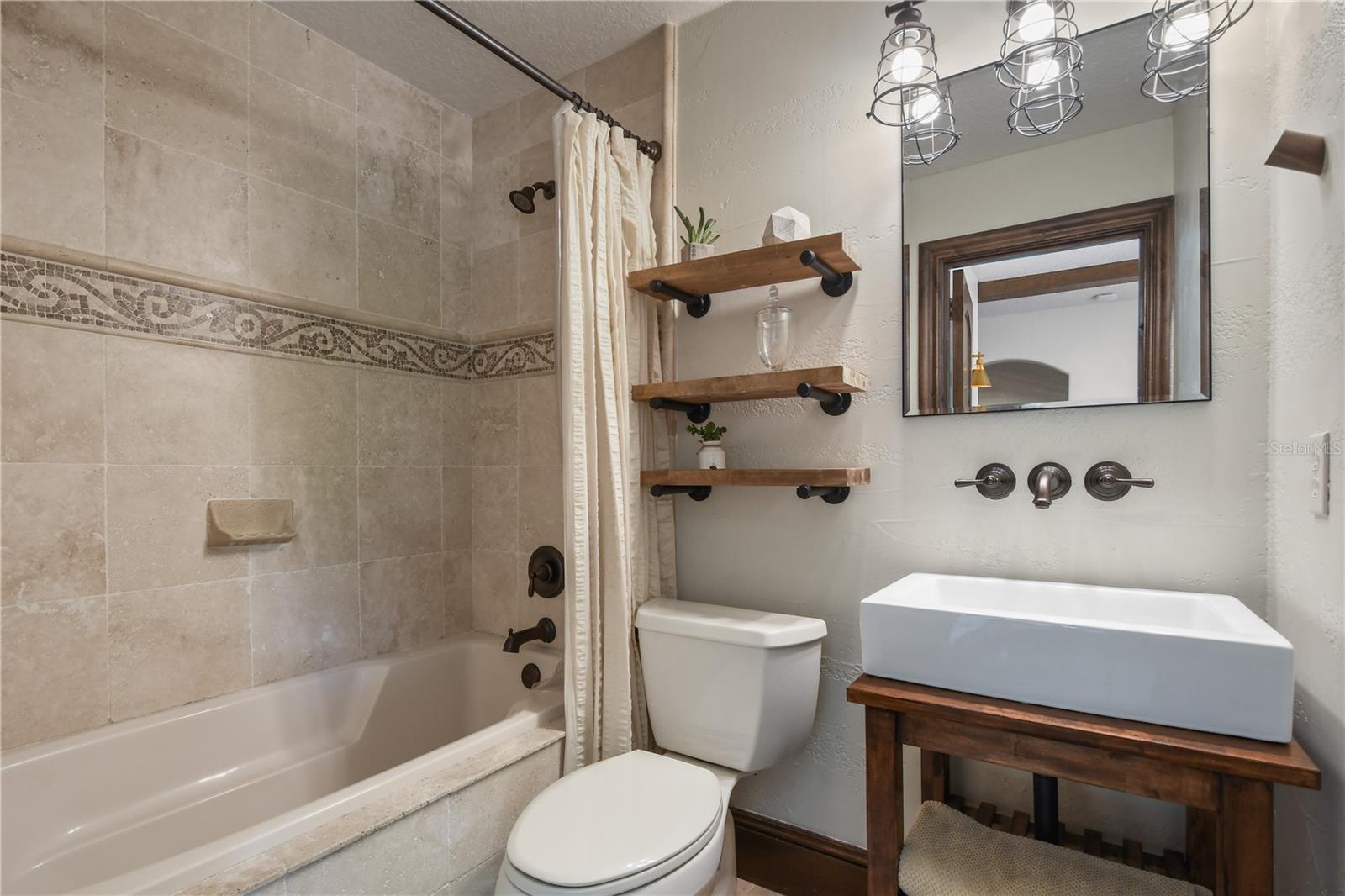 CHICKASAW TRAIL ESTATES 51 100 - Residential
