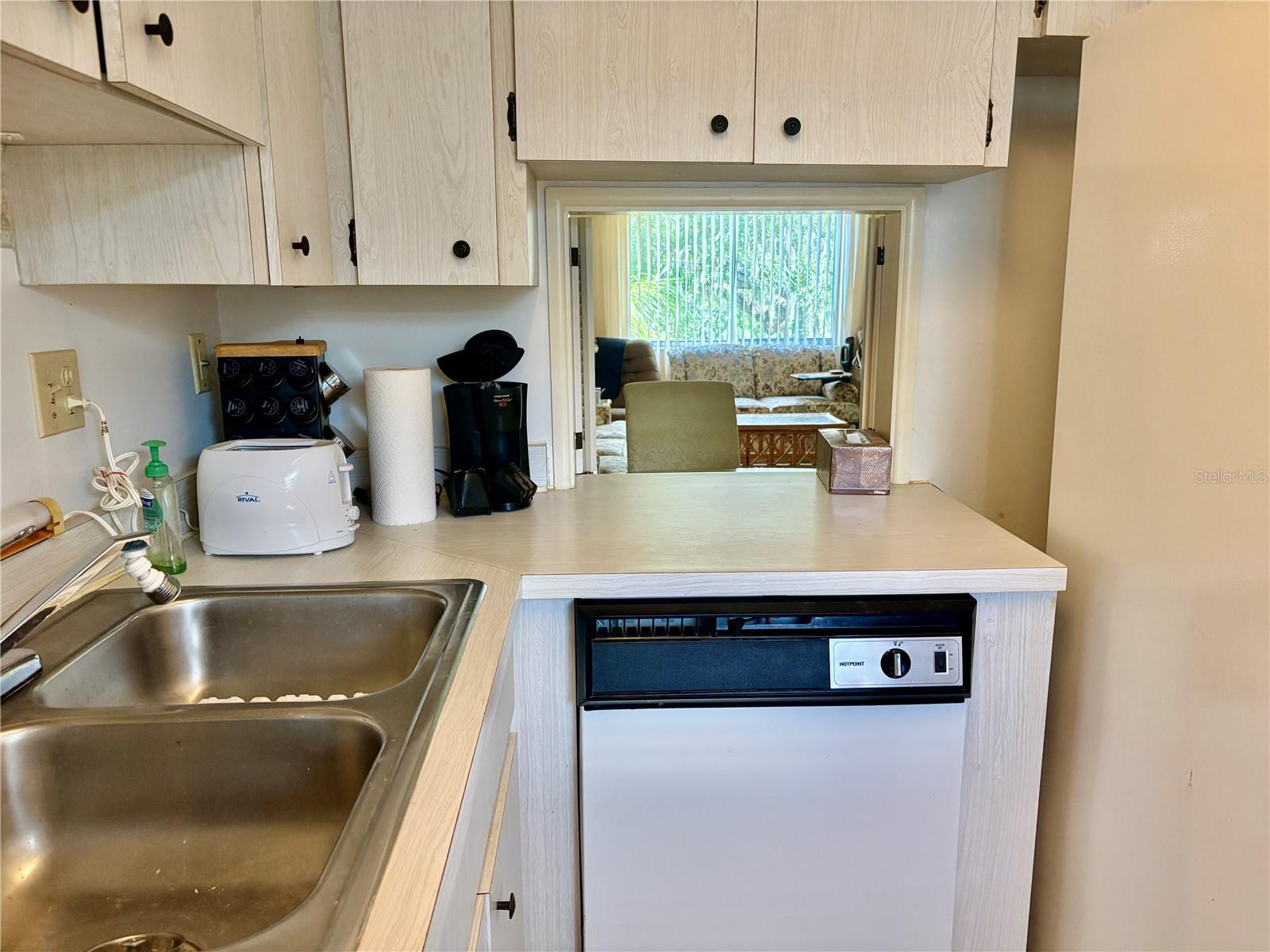 GLEN OAKS GARDEN APTS 2 PH2 - Residential