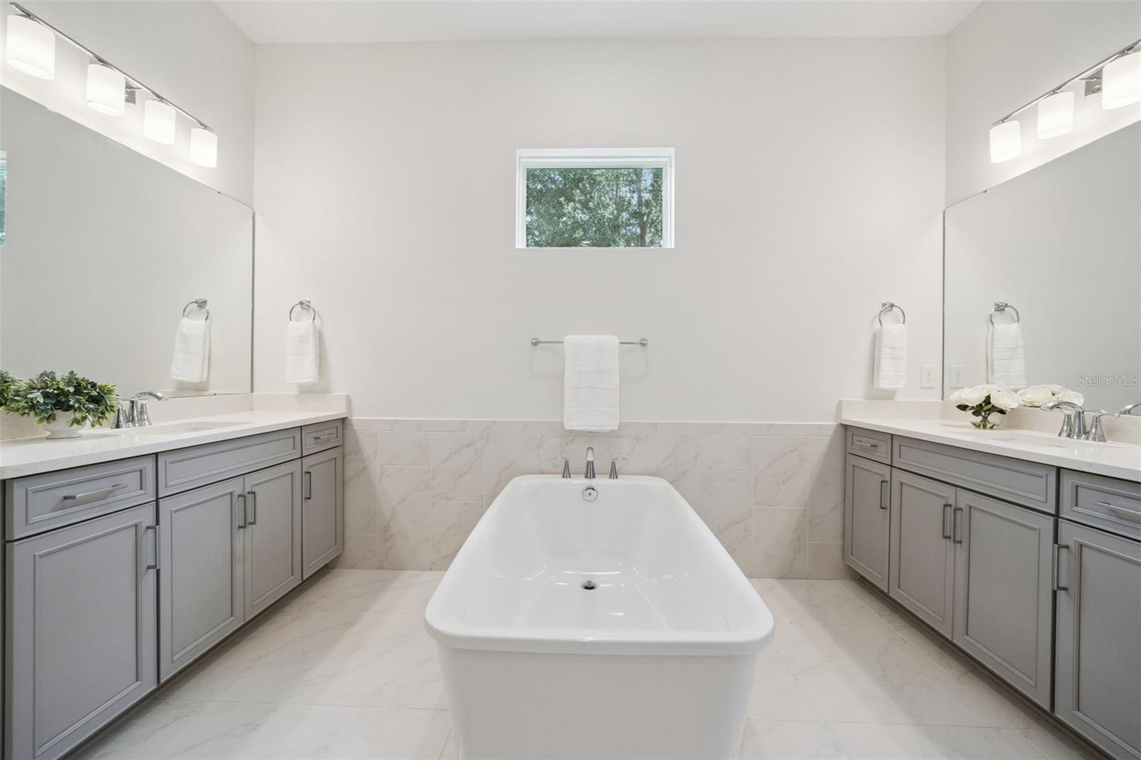 TWINWATERS - Residential