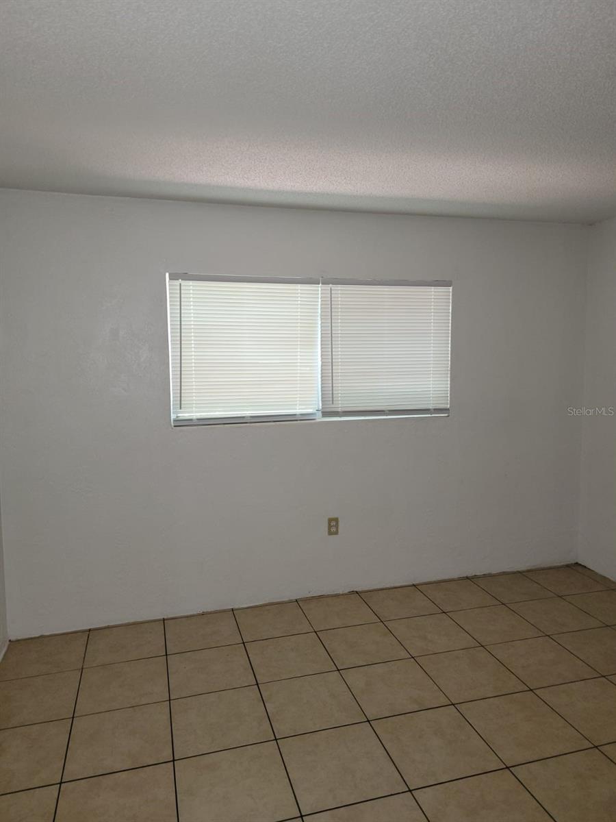 MASON & CARSWELLS HOLLY HIL - Residential Lease