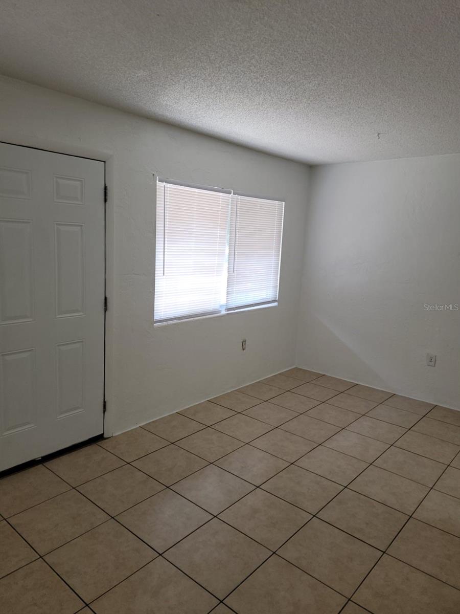 MASON & CARSWELLS HOLLY HIL - Residential Lease