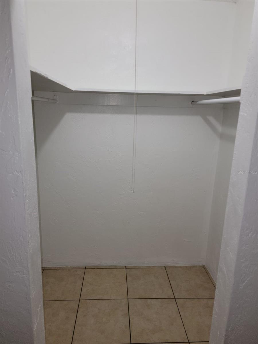 MASON & CARSWELLS HOLLY HIL - Residential Lease