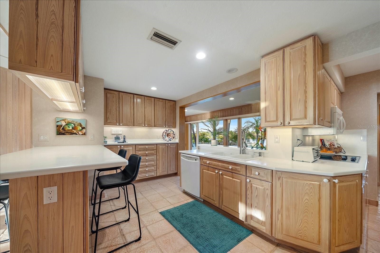 NORTH MANASOTA KEY - Residential