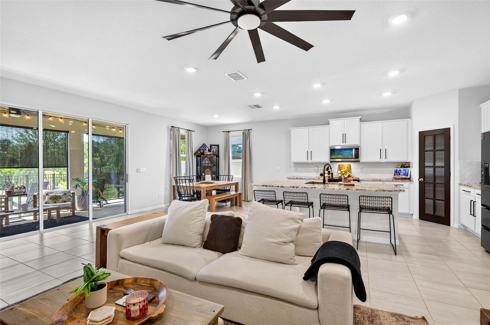 BELLA LAGO PH IE & IIB - Residential