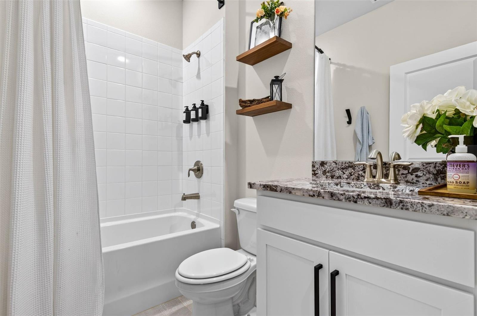 BELLA LAGO PH IE & IIB - Residential