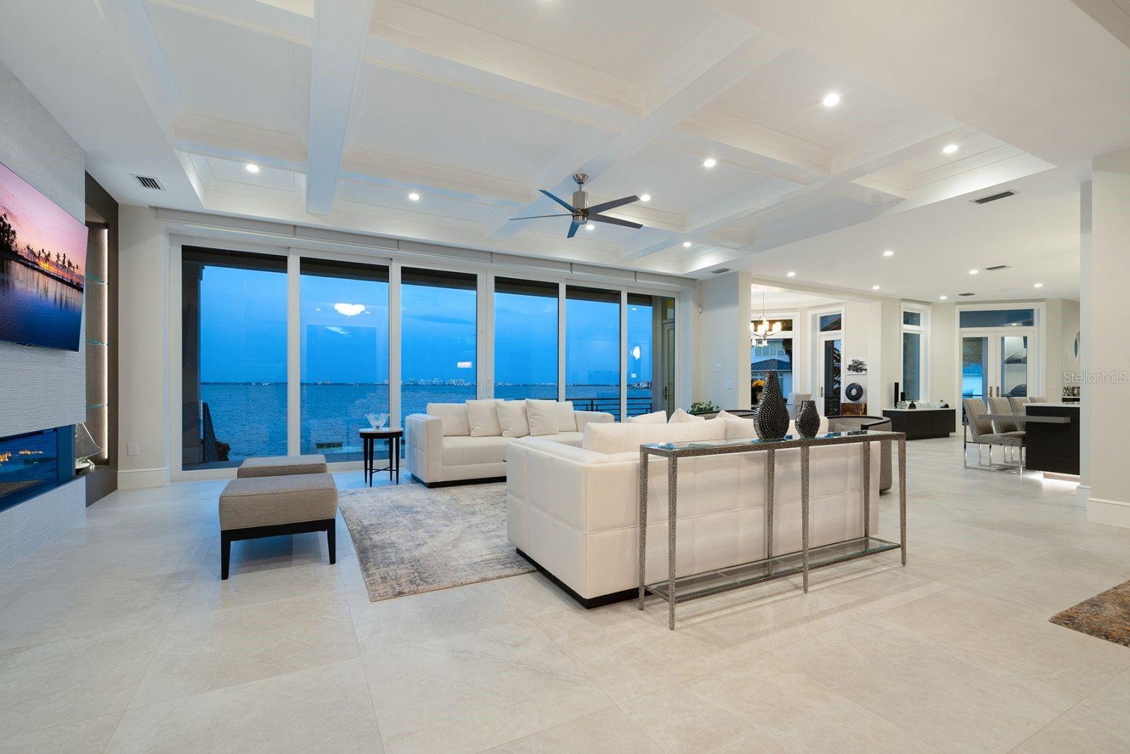 COUNTRY CLUB SHORES, UNIT 5, SEC 3 - Residential