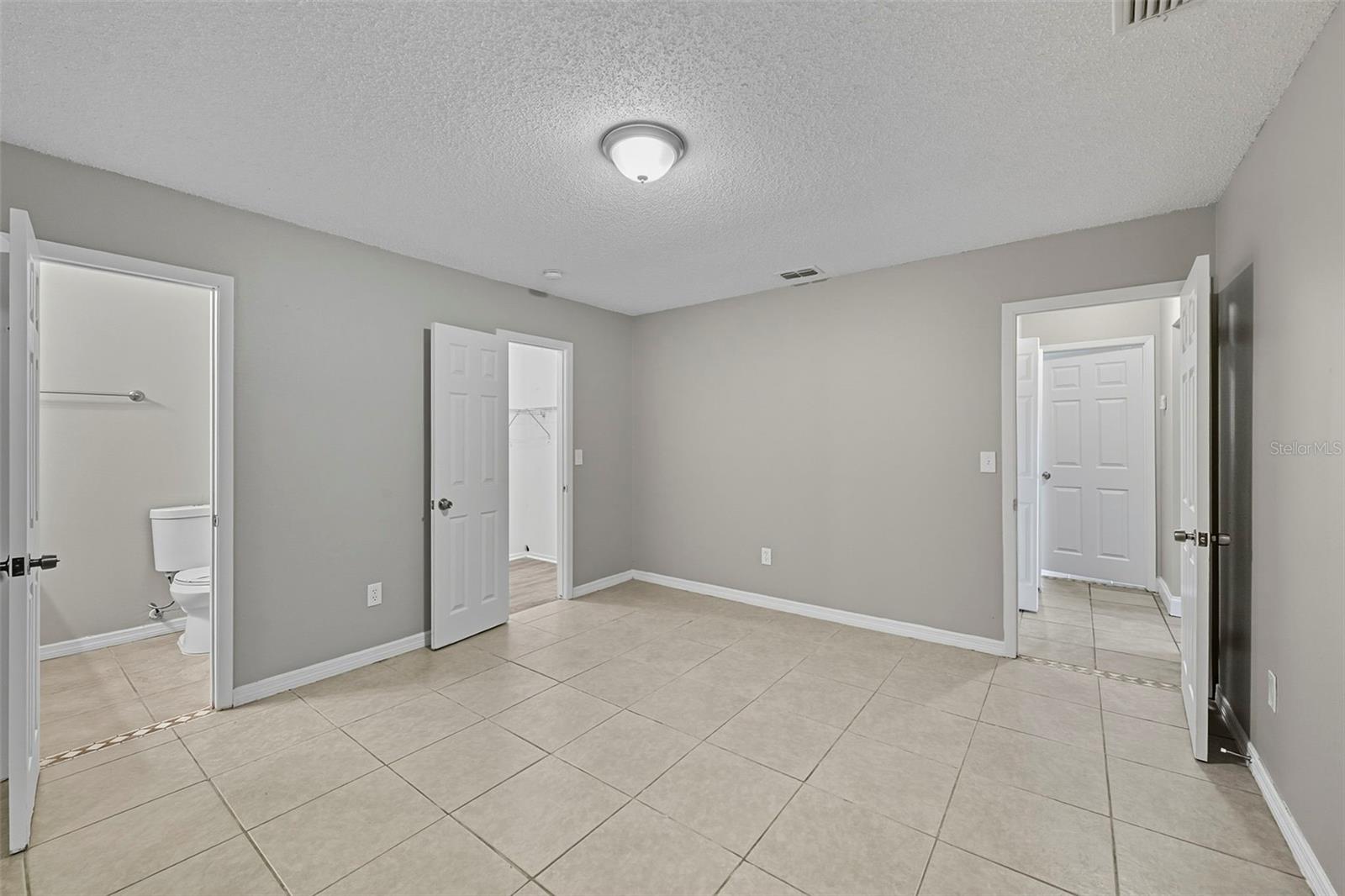 VENETIAN VILLAGE FIRST ADD - Residential