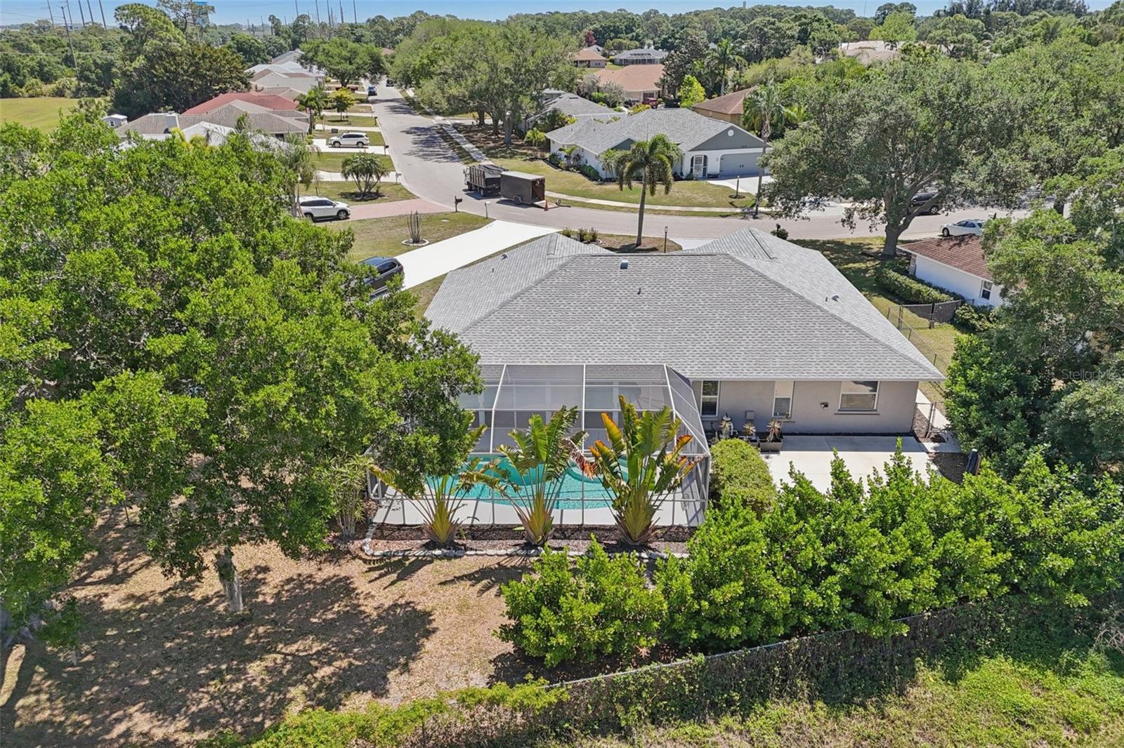 DEER HOLLOW - Residential