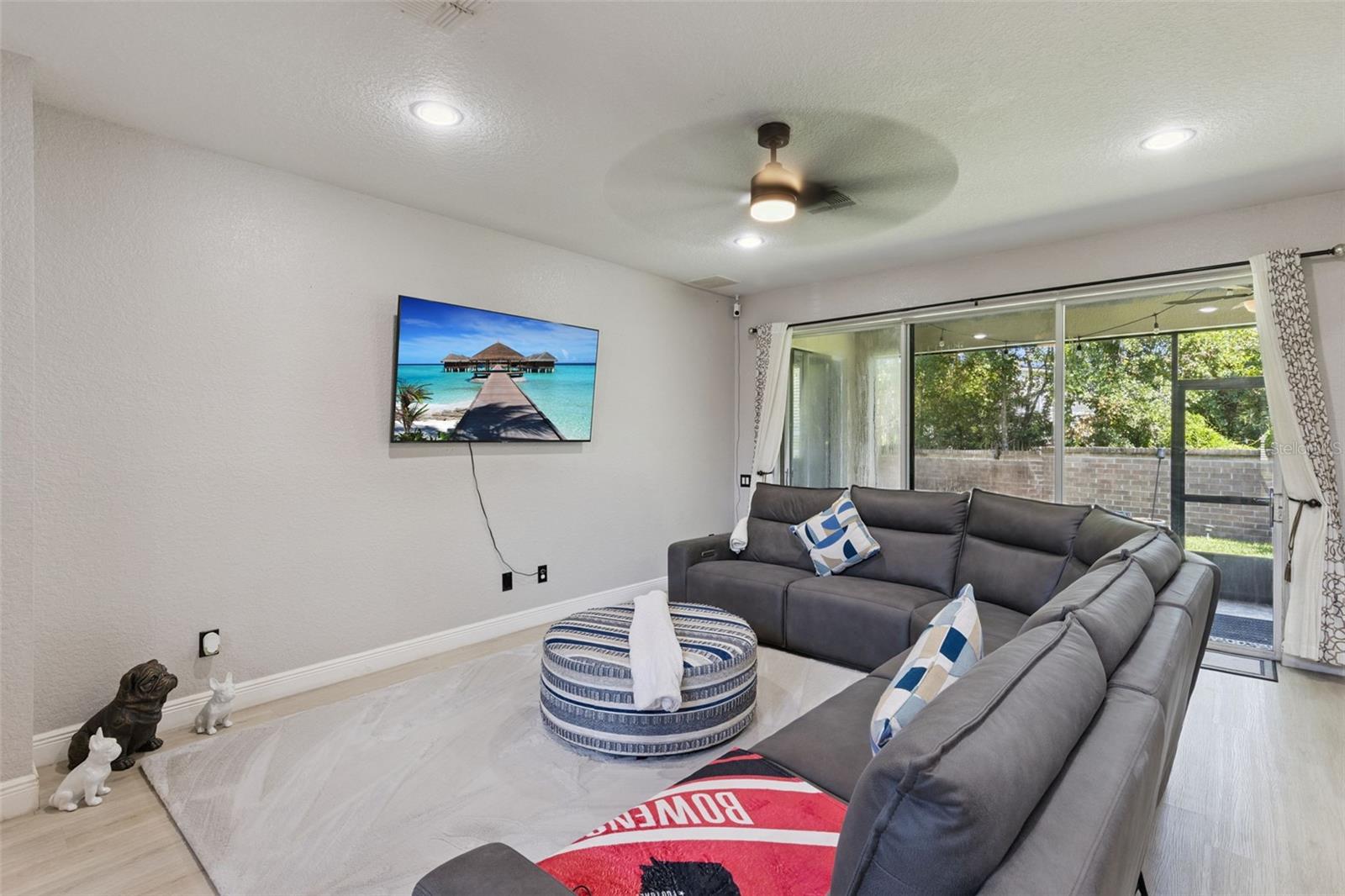 SPRING ISLE - Residential