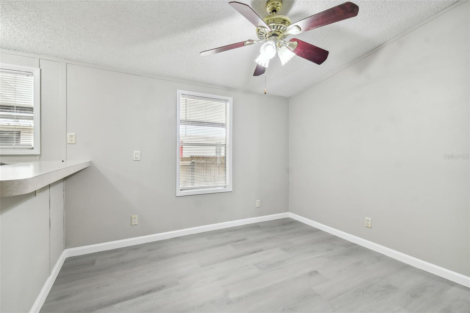 BAY HILLS VILLAGE A CONDOMINIUM LOT 19 BLOCK 2 - Residential