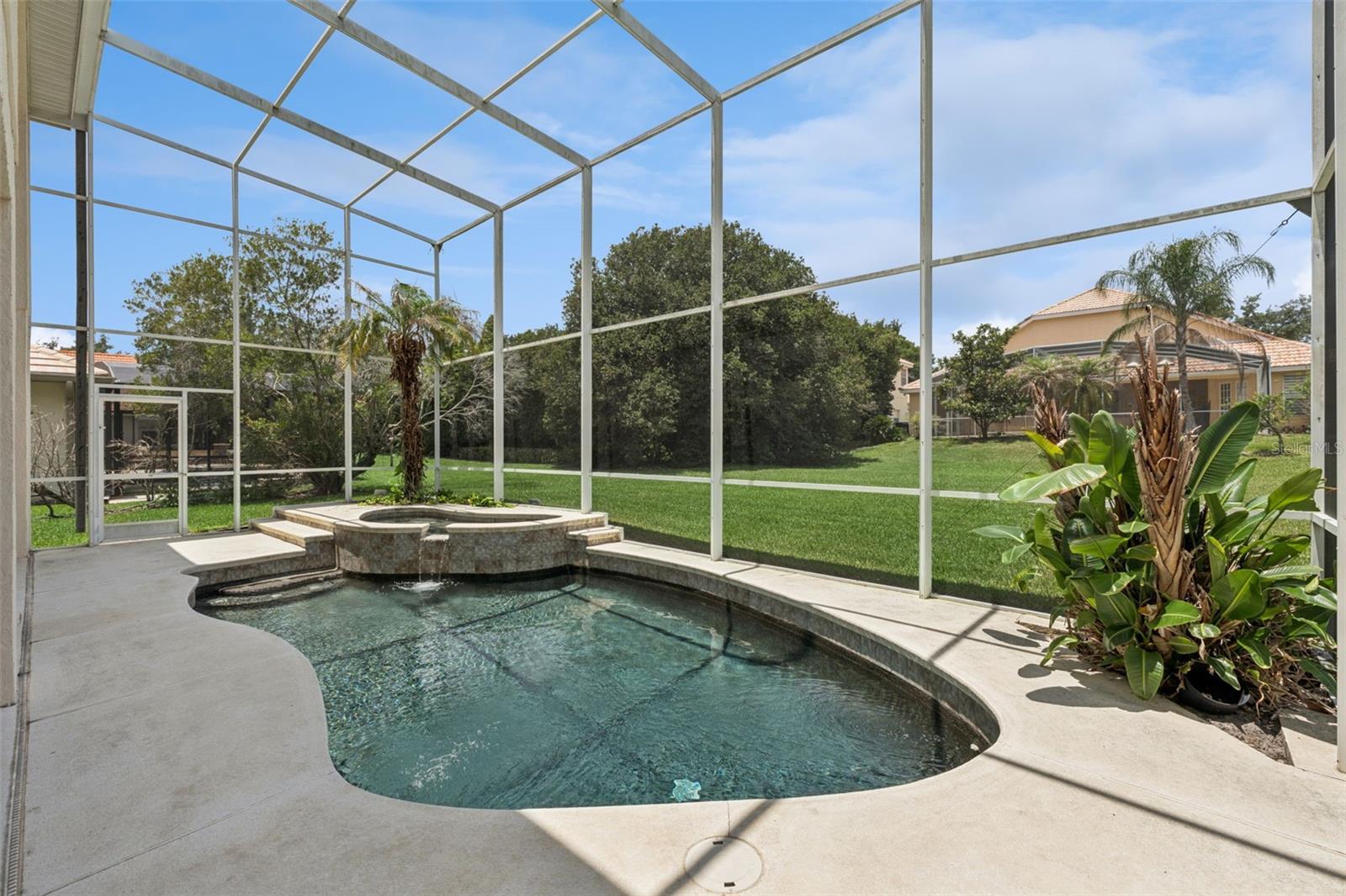 HERITAGE BAY DRIVE PHILLIPS FLR - Residential
