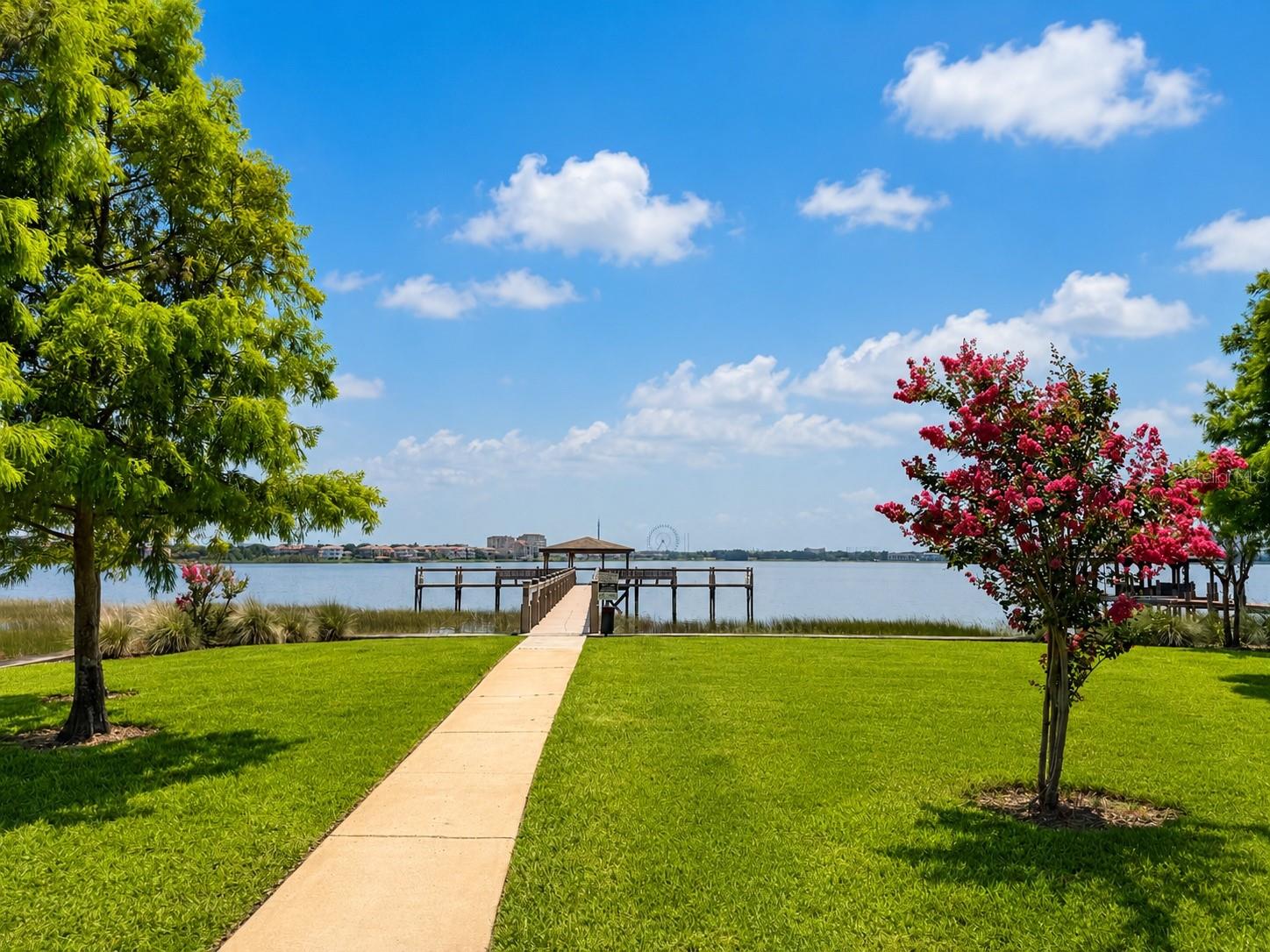 HERITAGE BAY DRIVE PHILLIPS FLR - Residential