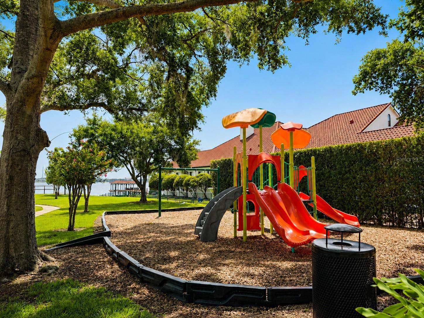 HERITAGE BAY DRIVE PHILLIPS FLR - Residential