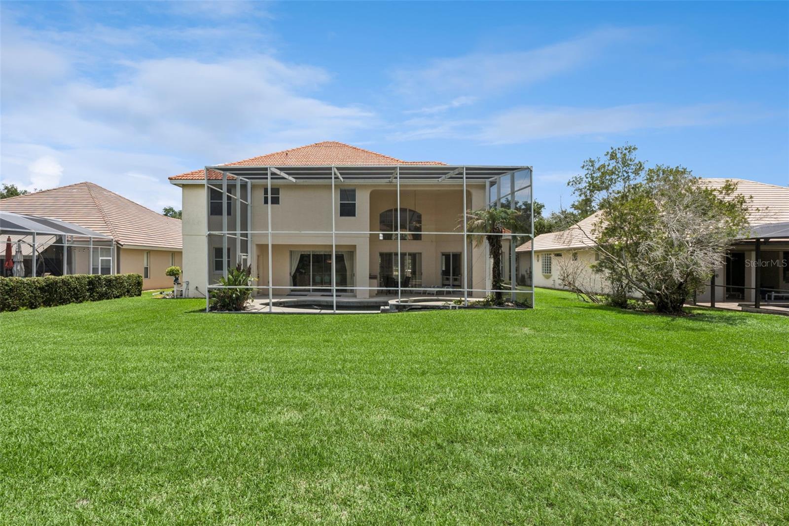 HERITAGE BAY DRIVE PHILLIPS FLR - Residential