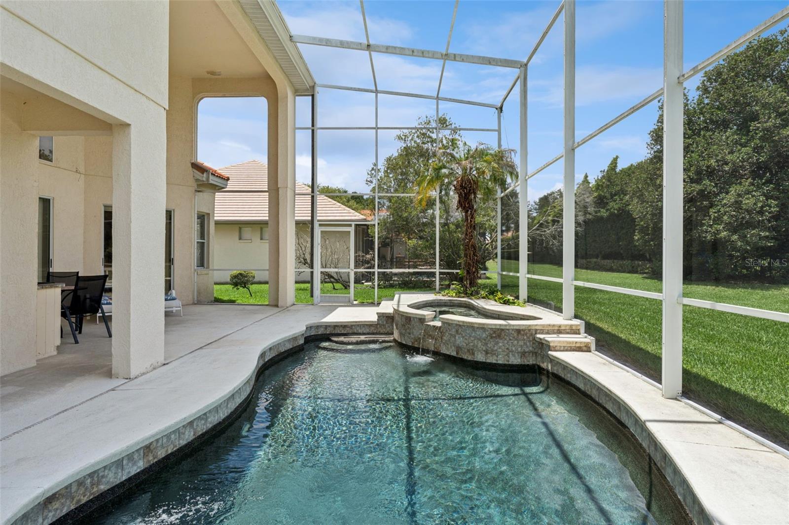 HERITAGE BAY DRIVE PHILLIPS FLR - Residential