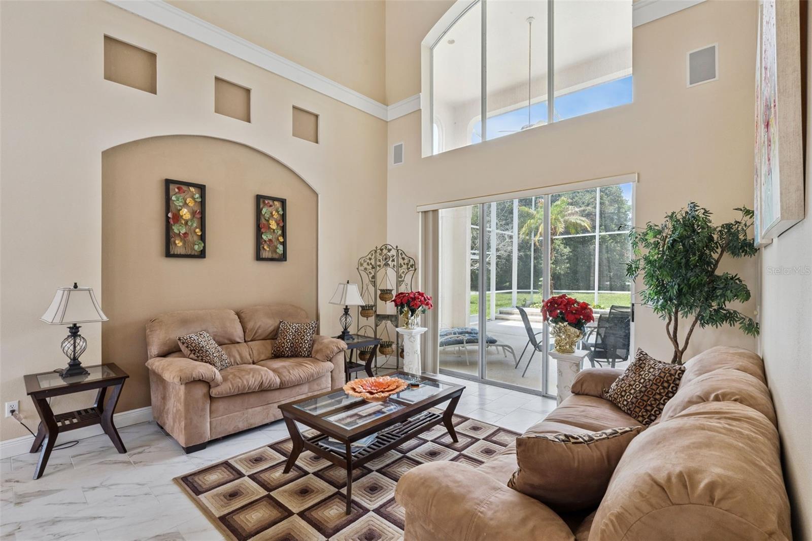 HERITAGE BAY DRIVE PHILLIPS FLR - Residential