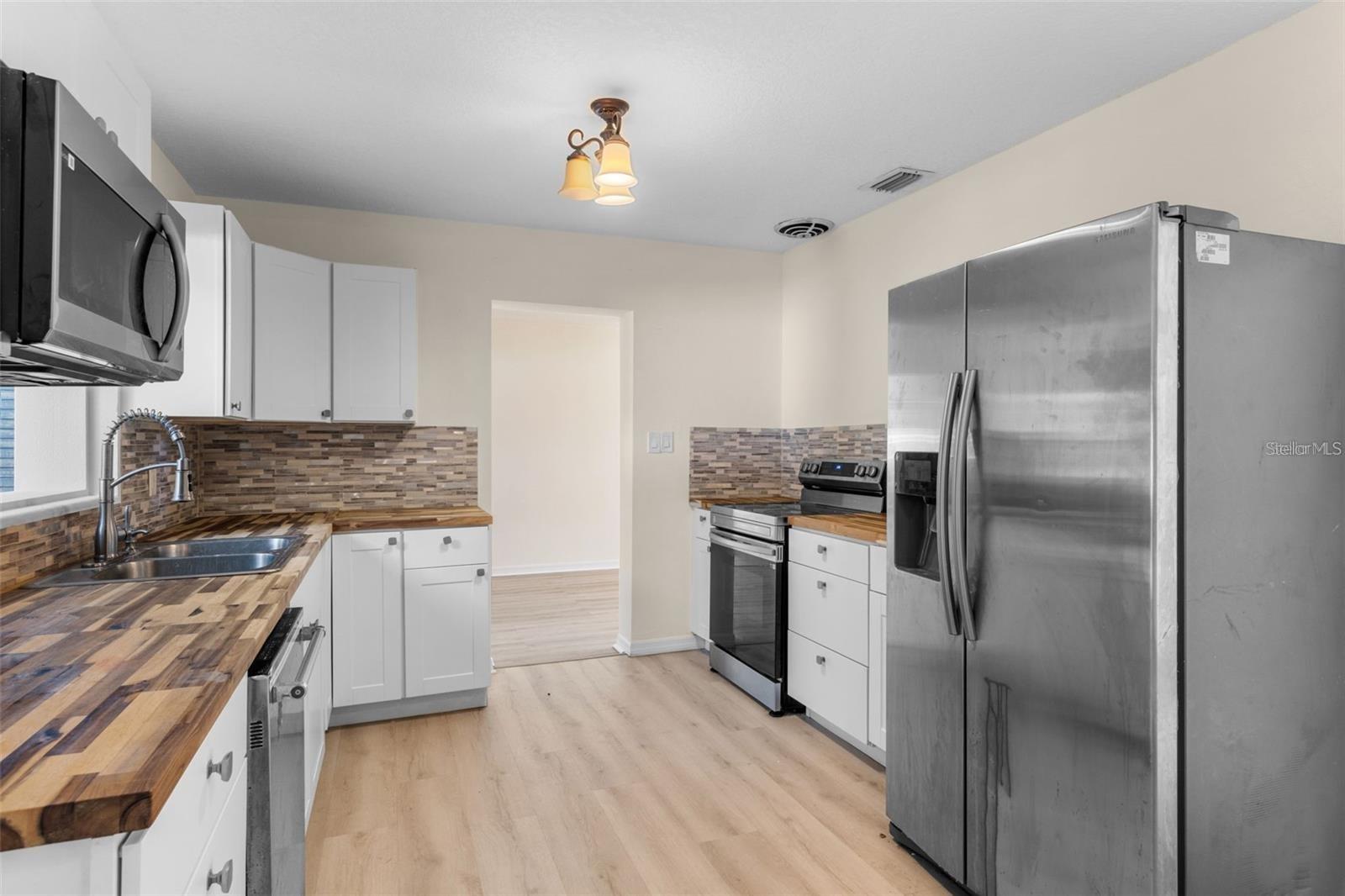 PLANTATION ESTATES UNIT 11 - Residential