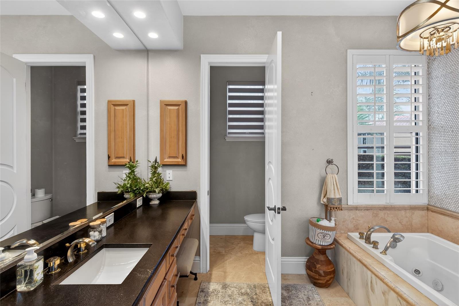 SPRING LAKE POINTE - Residential