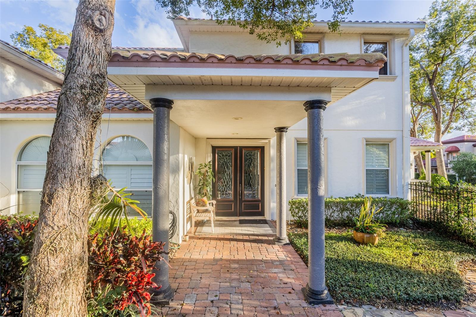 SPRING LAKE POINTE - Residential