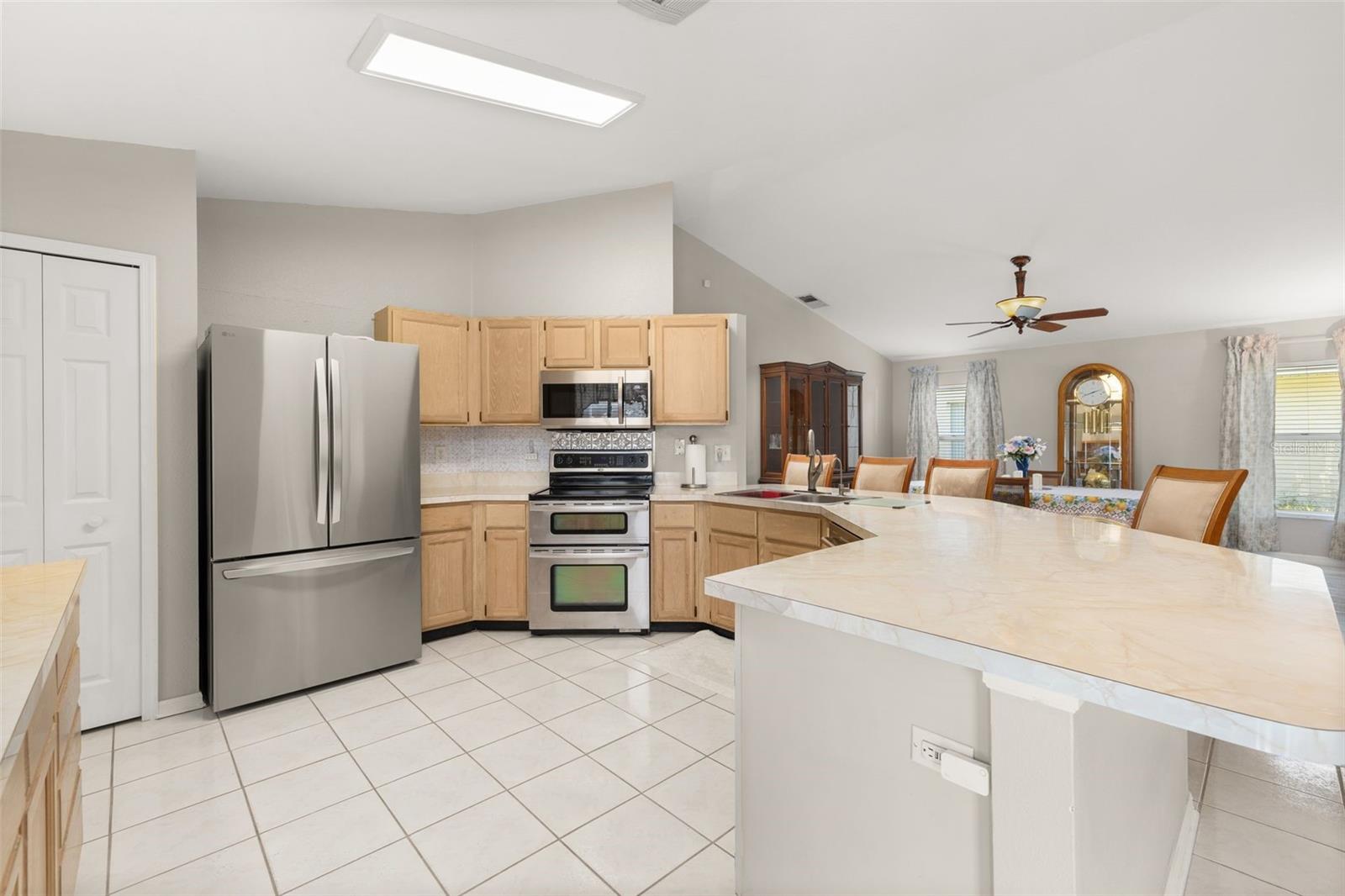 LINDFIELDS UNIT 3 - Residential