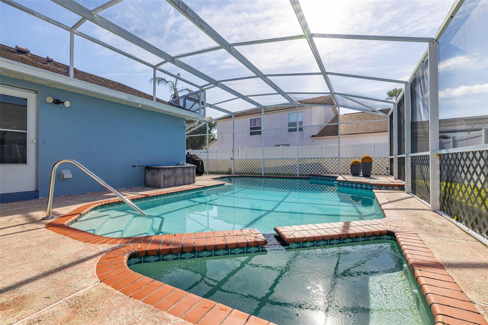 LINDFIELDS UNIT 3 - Residential
