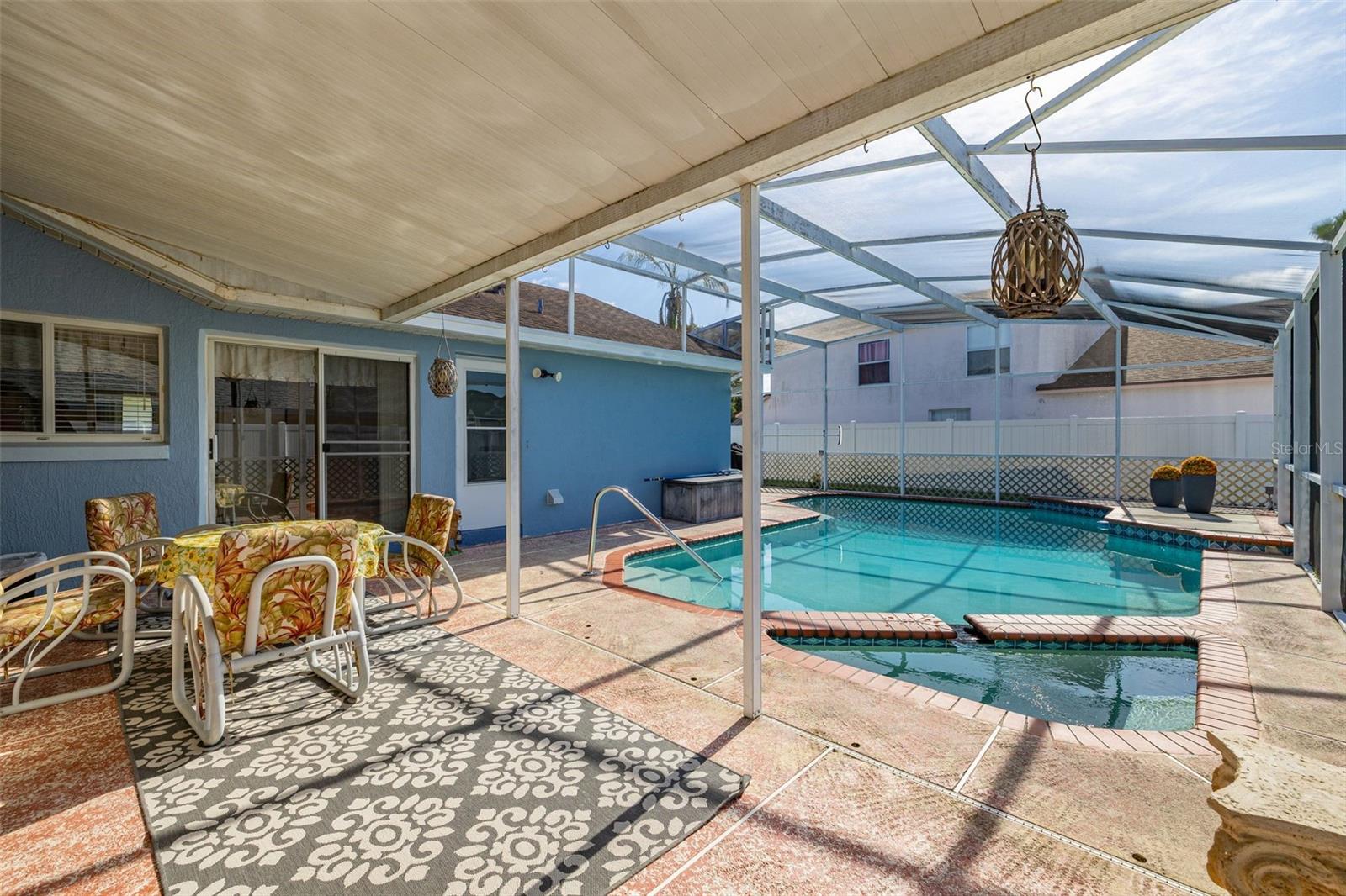 LINDFIELDS UNIT 3 - Residential