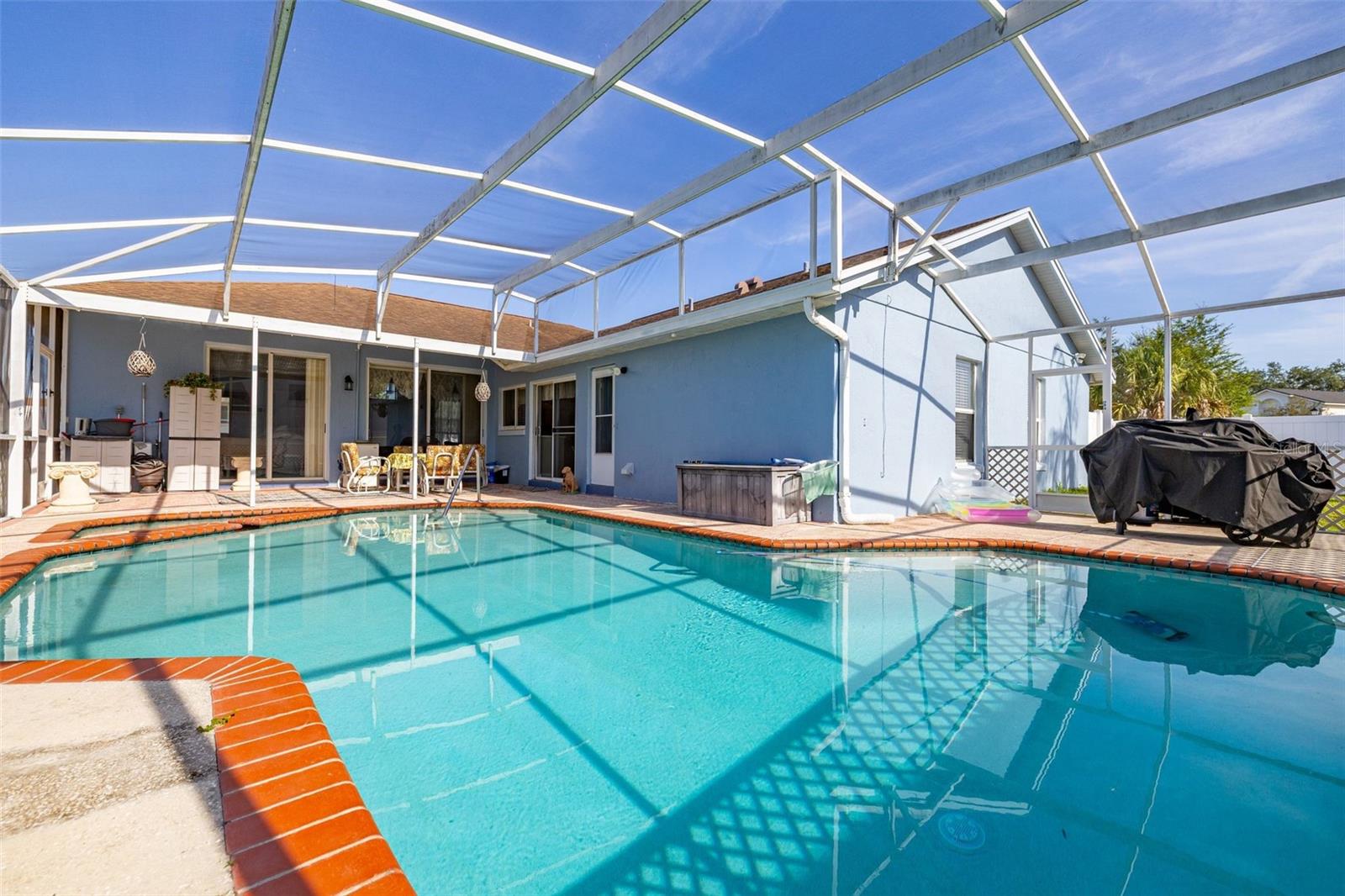 LINDFIELDS UNIT 3 - Residential