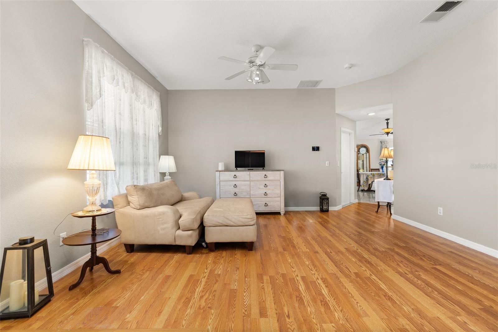 LINDFIELDS UNIT 3 - Residential
