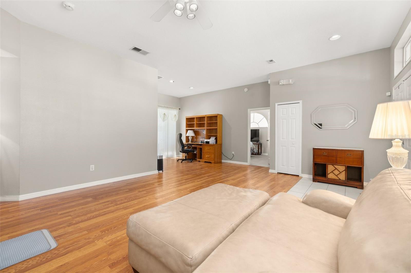 LINDFIELDS UNIT 3 - Residential
