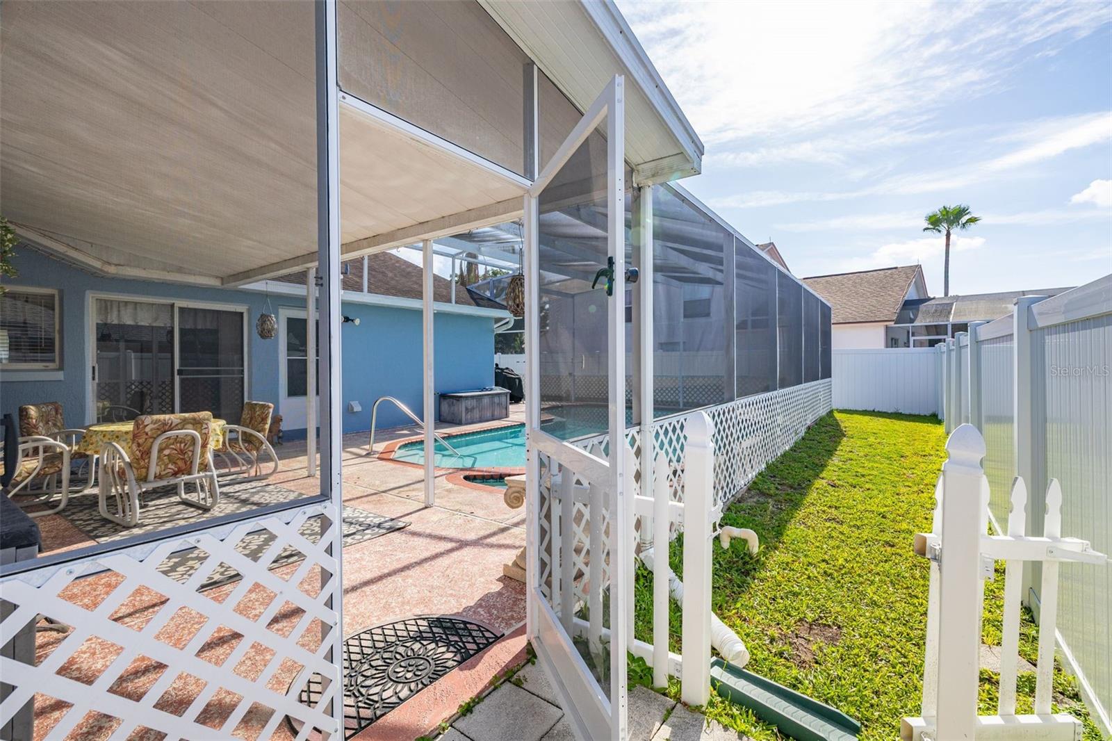 LINDFIELDS UNIT 3 - Residential
