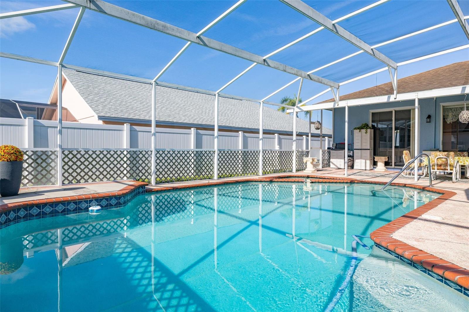 LINDFIELDS UNIT 3 - Residential