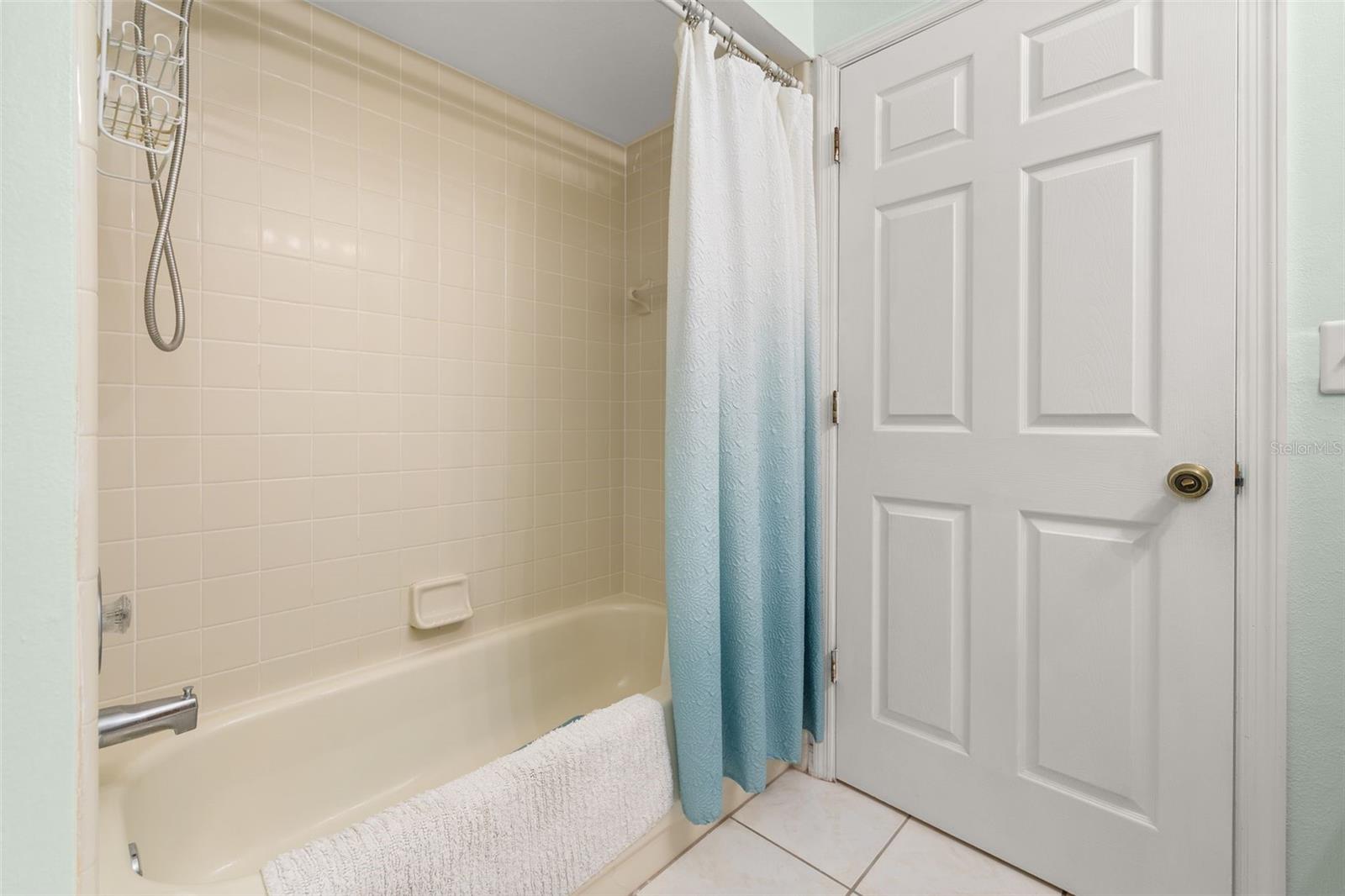LINDFIELDS UNIT 3 - Residential