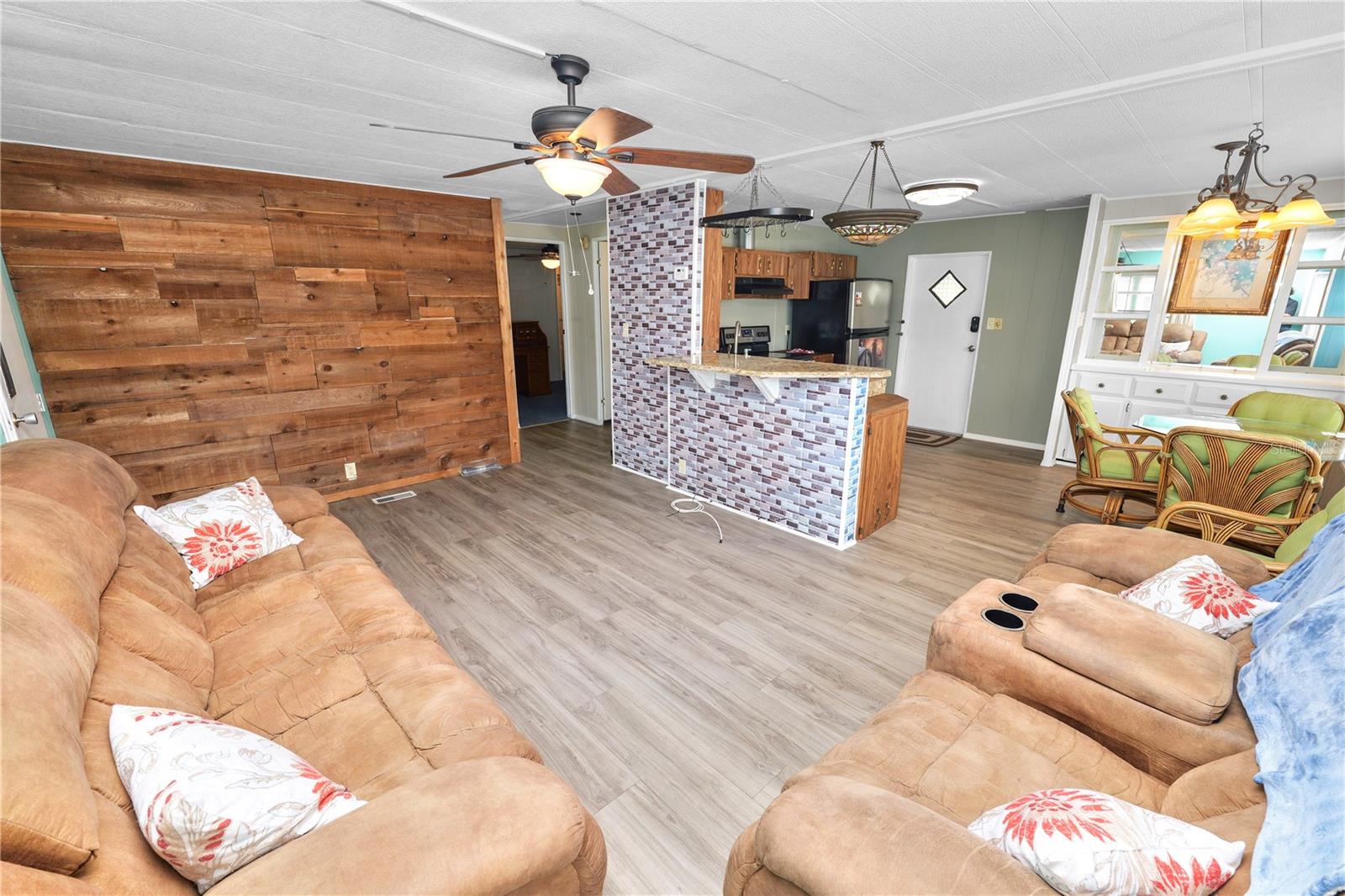 CITRUS WOODS ESTATES - Residential