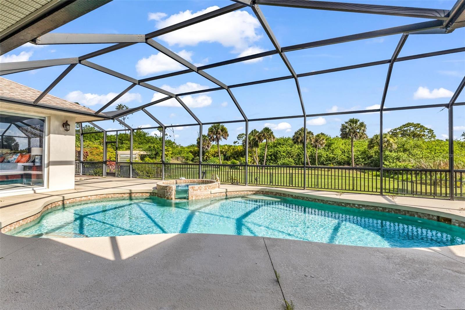 ROTONDA WEST PINE VALLEY - Residential