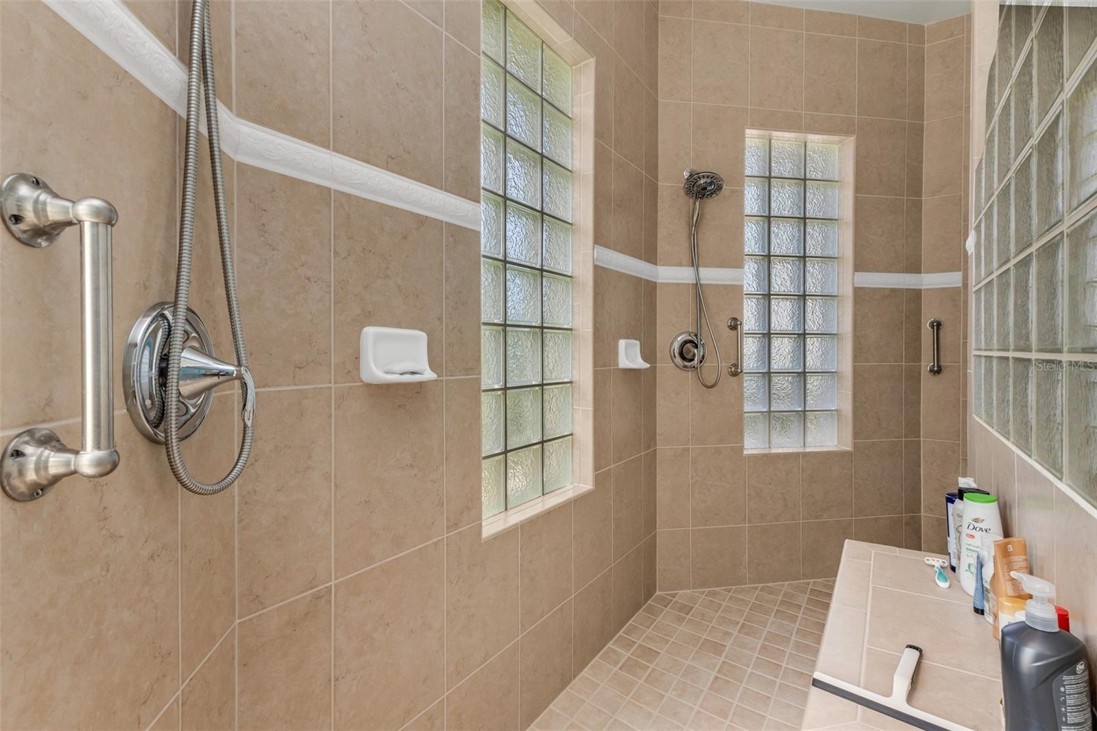 ROTONDA WEST PINE VALLEY - Residential