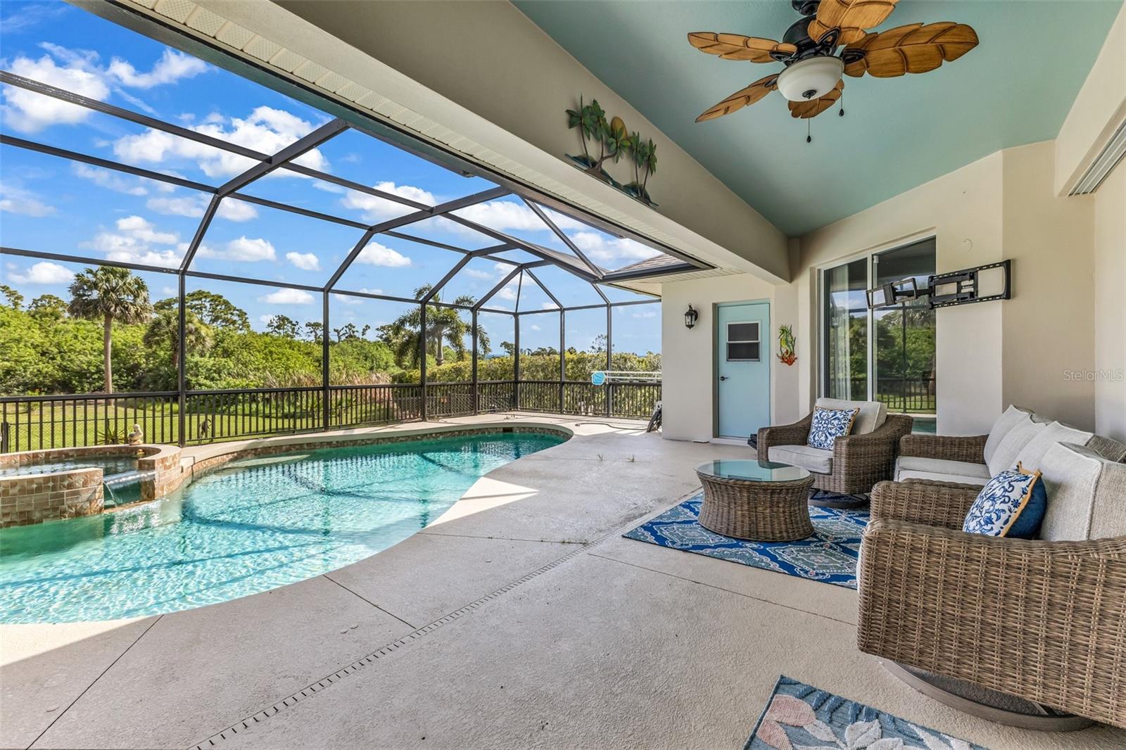 ROTONDA WEST PINE VALLEY - Residential