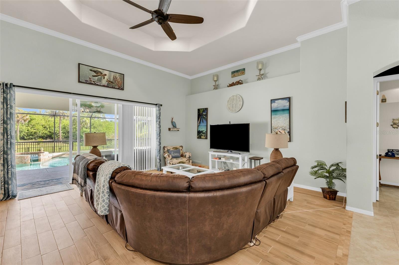 ROTONDA WEST PINE VALLEY - Residential