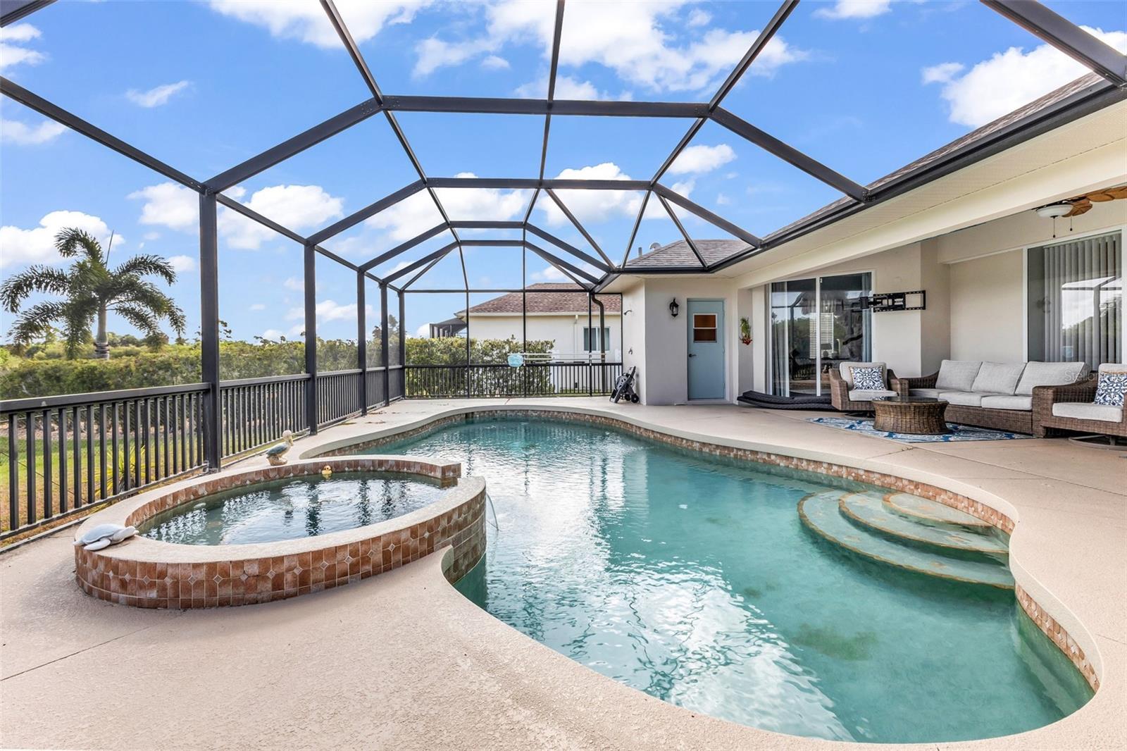 ROTONDA WEST PINE VALLEY - Residential